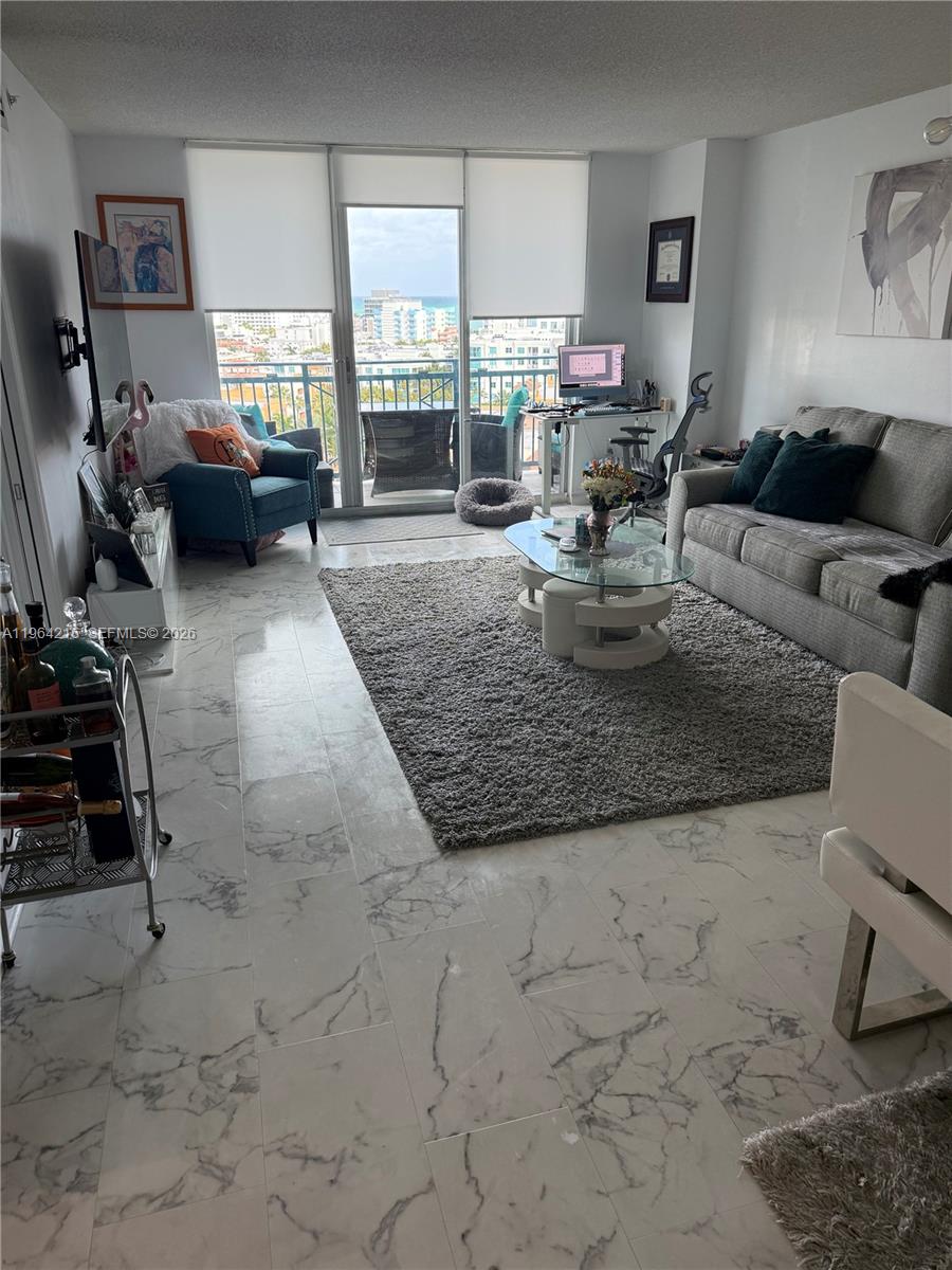 90 Alton Rd # 1407, Miami Beach FL 33139
