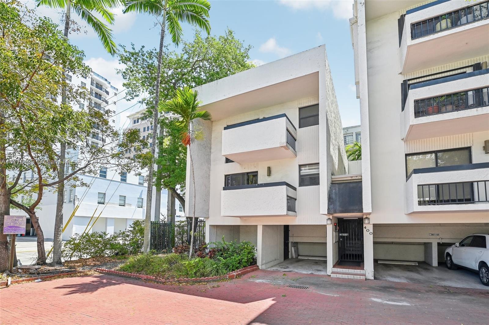 400 Valencia Ave # 2, Coral Gables FL 33134