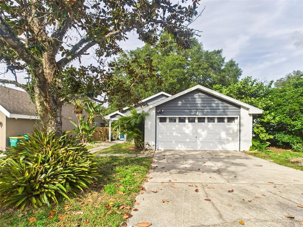2013 DONNELLY PLACE