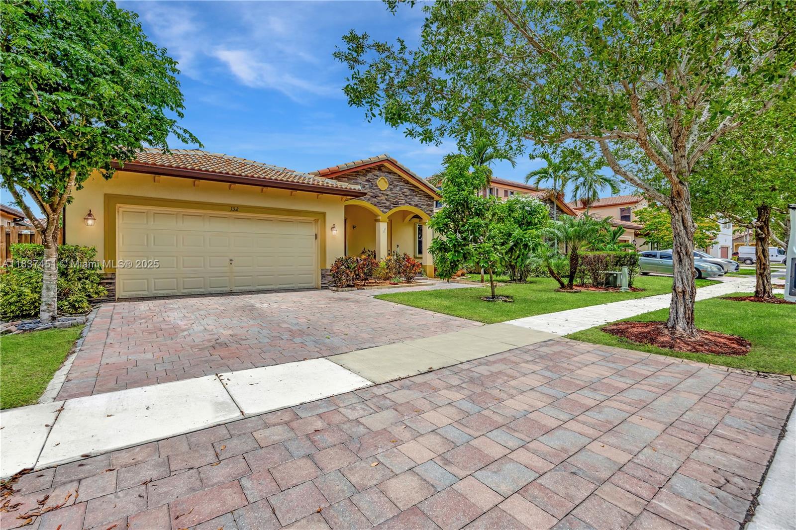 132 SE 36th Ave, Homestead FL 33033