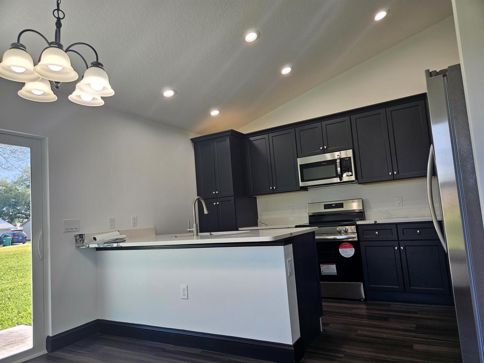 Kichen — 5101 SE 43rd Trace, Okeechobee FL 34974, OKEECHOBEE, FL