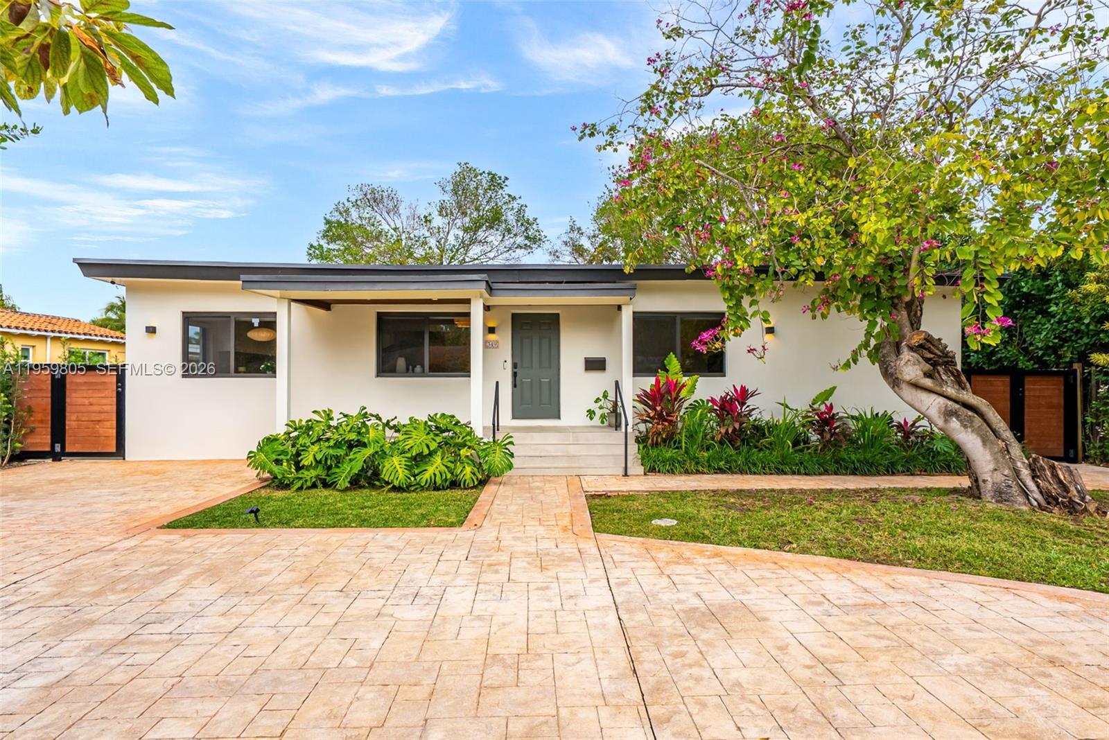 349 NE 117th St, Miami FL 33161