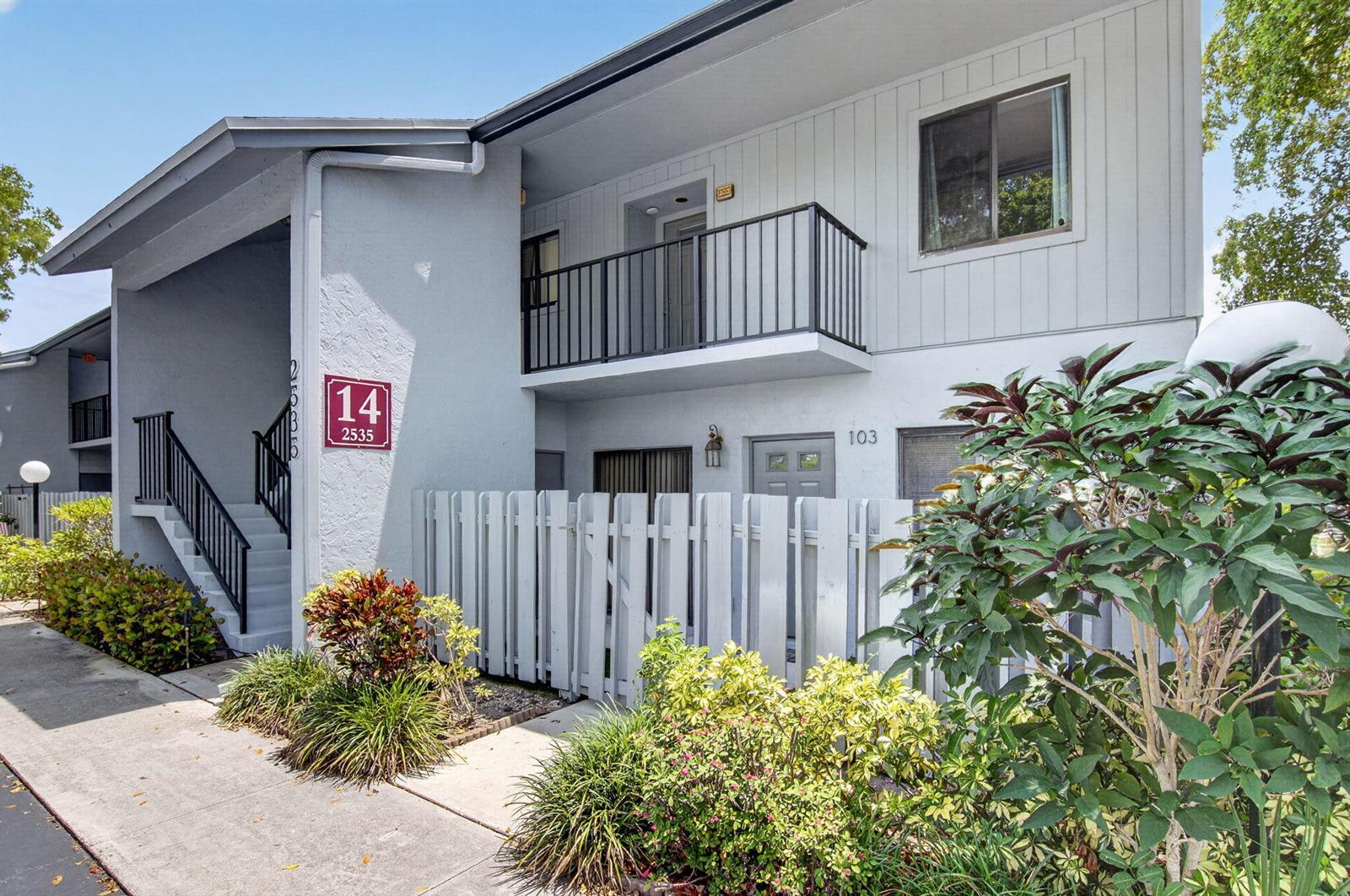 2535 SW 22nd Avenue # 103, Delray Beach FL 33445