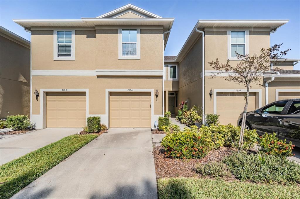 2106 LENNOX DALE LANE