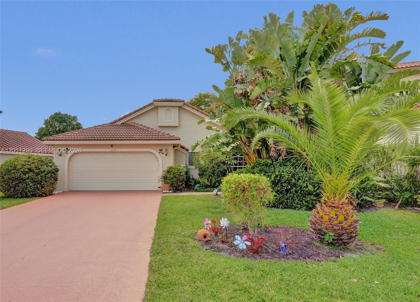 12321 Sand Wedge Dr, Boynton Beach FL 33437
