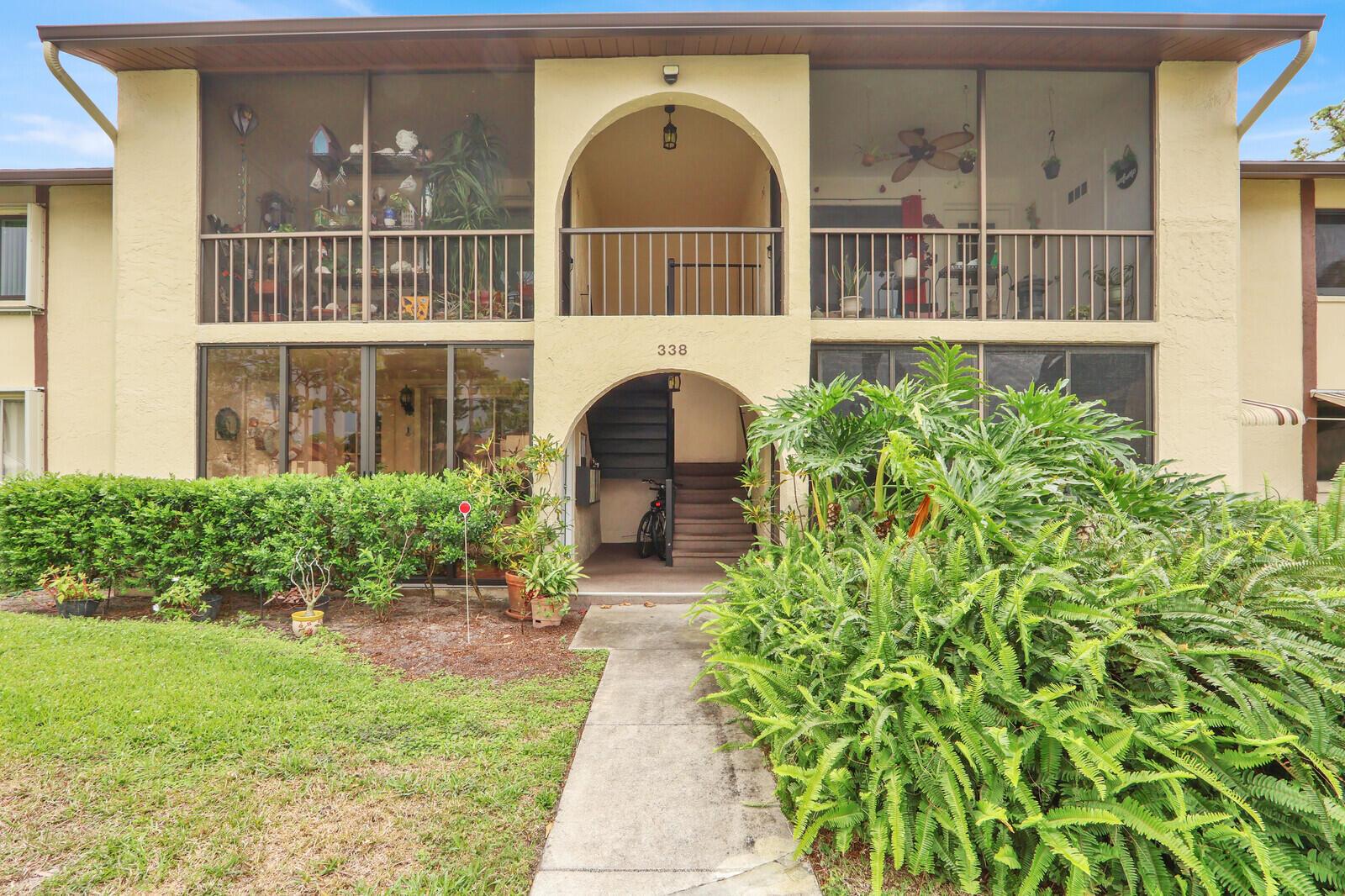 338 Knotty Pine Circle # D1, FL 33463, FL — photo 2 of 22