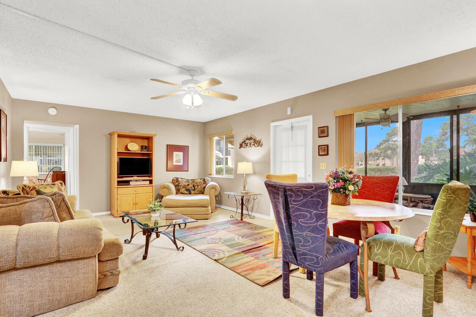 338 Knotty Pine Circle # D1, FL 33463, FL — photo 4 of 22
