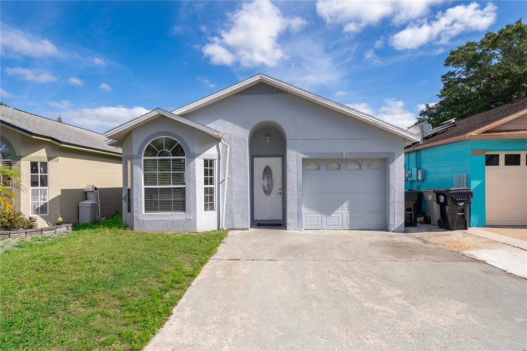 1717 CHATHAM CIRCLE