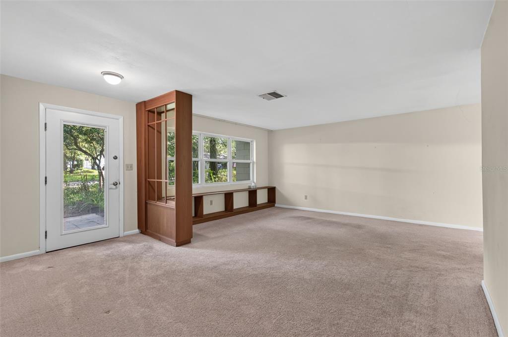 3705 NW 7TH PLACE, GAINESVILLE, FL — photo 4 of 30