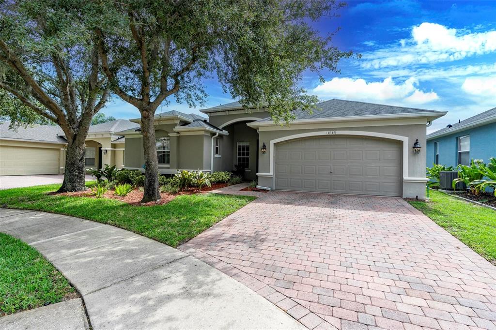 1513 BACCARAT COURT