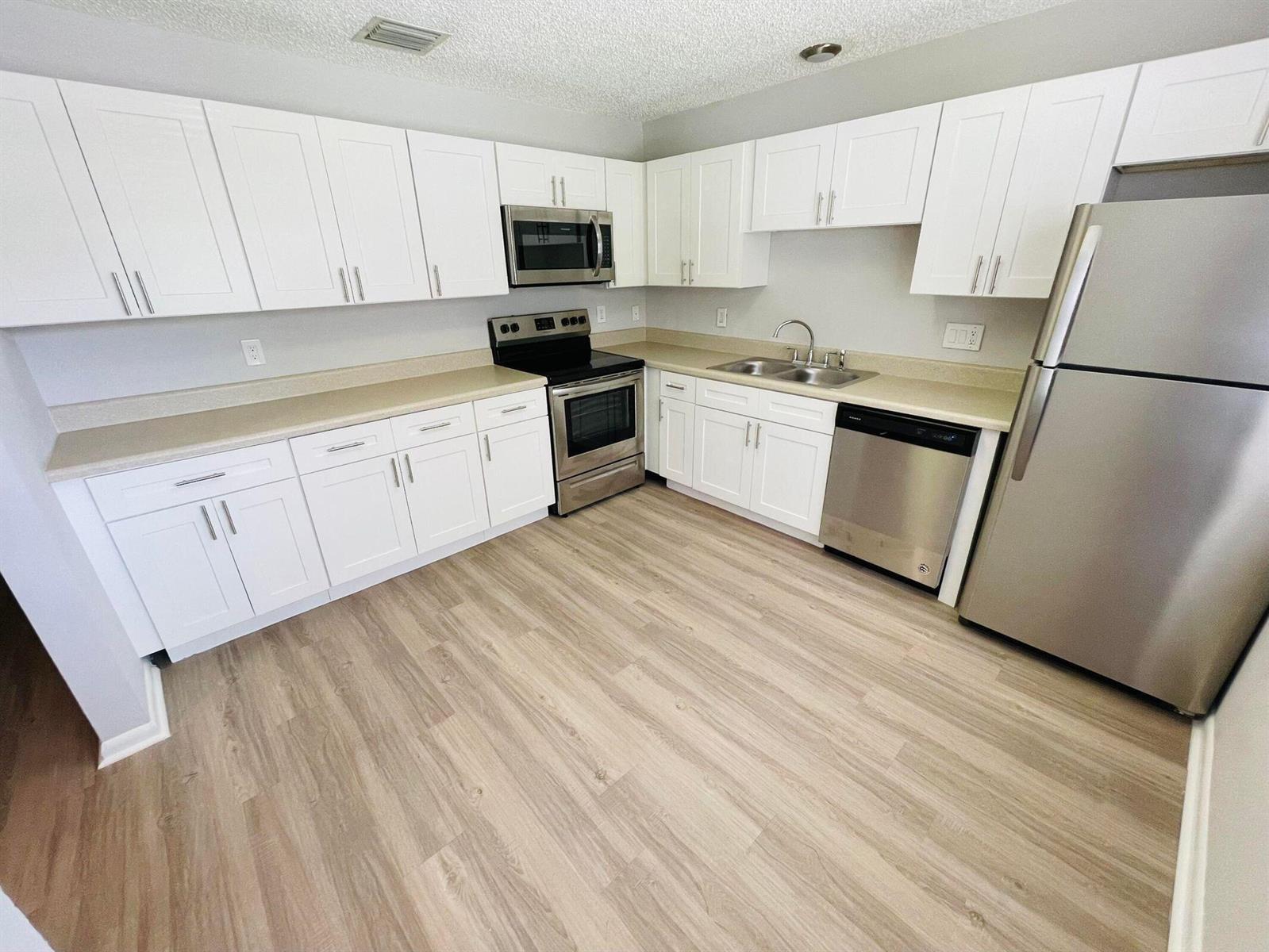 3797 Park Lane Villas Road, West Palm Beach FL 33403