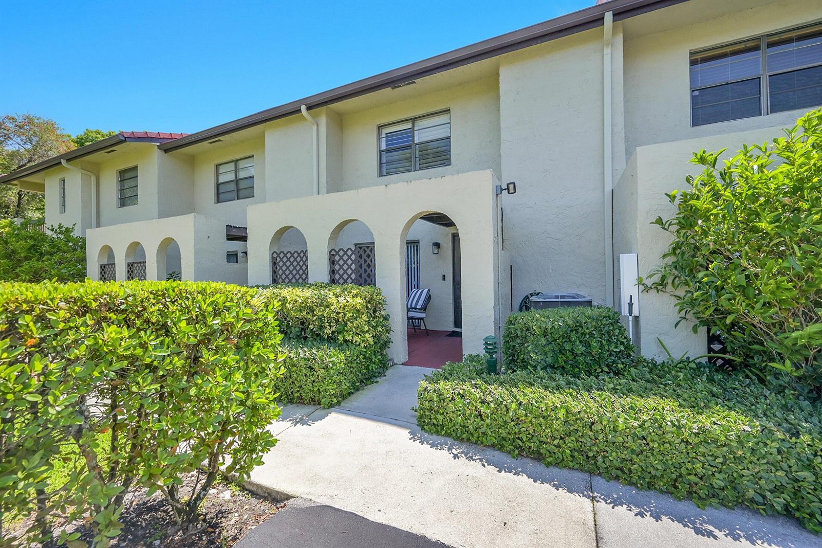 21207 Lago Circle, Boca Raton FL 33433