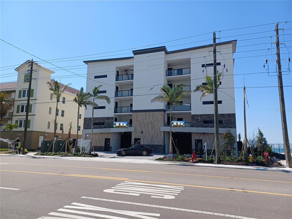 14048 GULF BOULEVARD UNIT 401