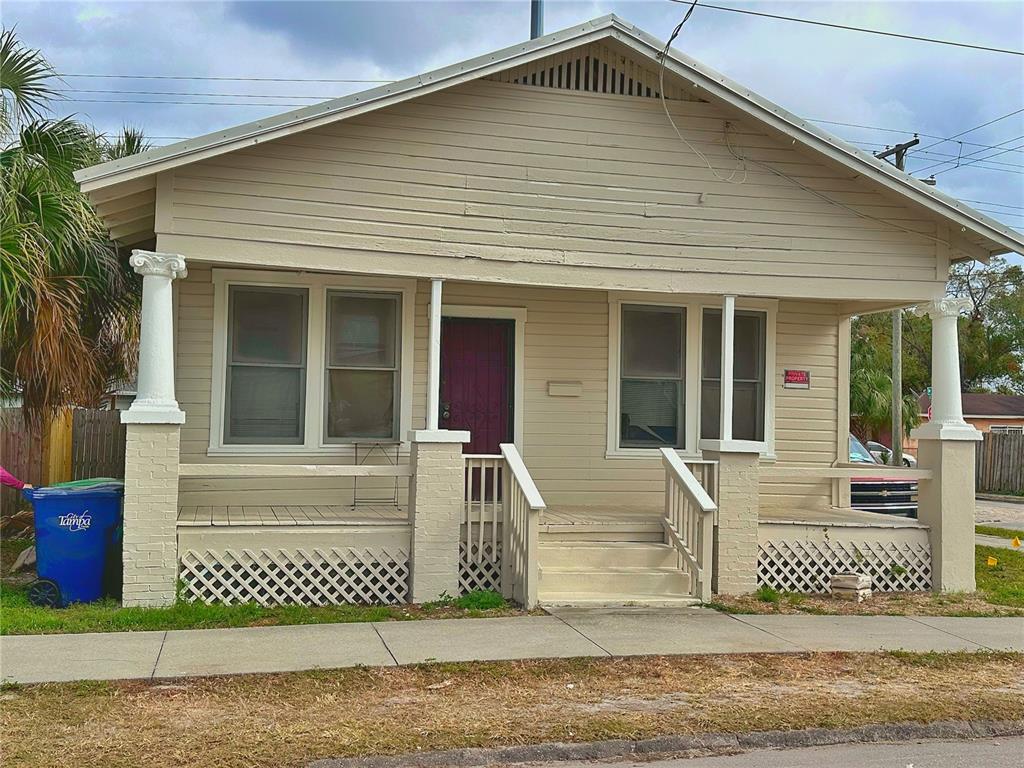 2001 N 25TH STREET