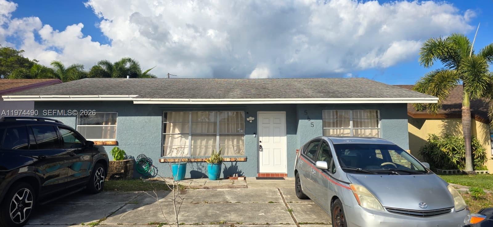 565 NW 54th St, Boca Raton FL 33487