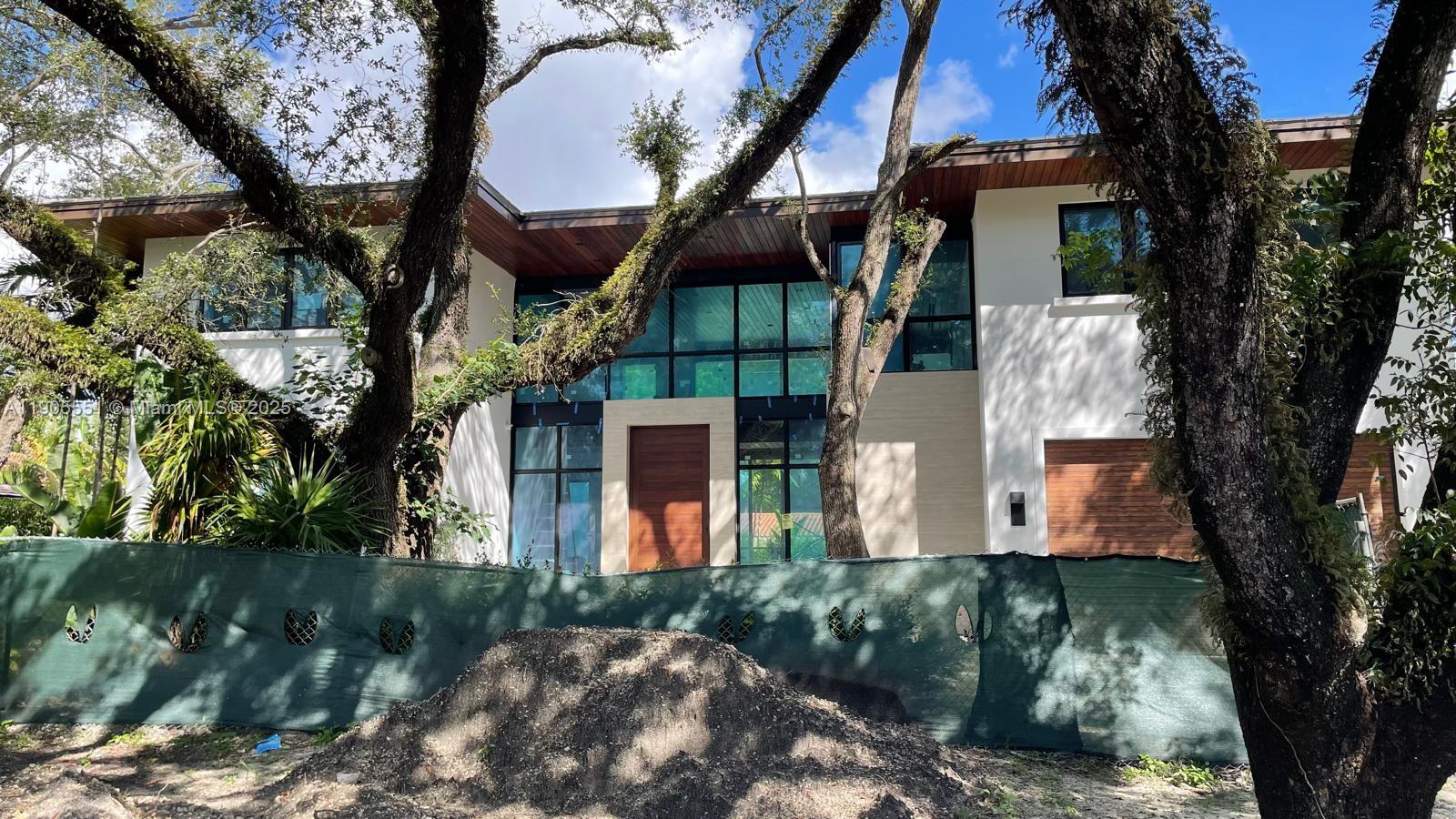 1409 Algardi Ave, Coral Gables FL 33146