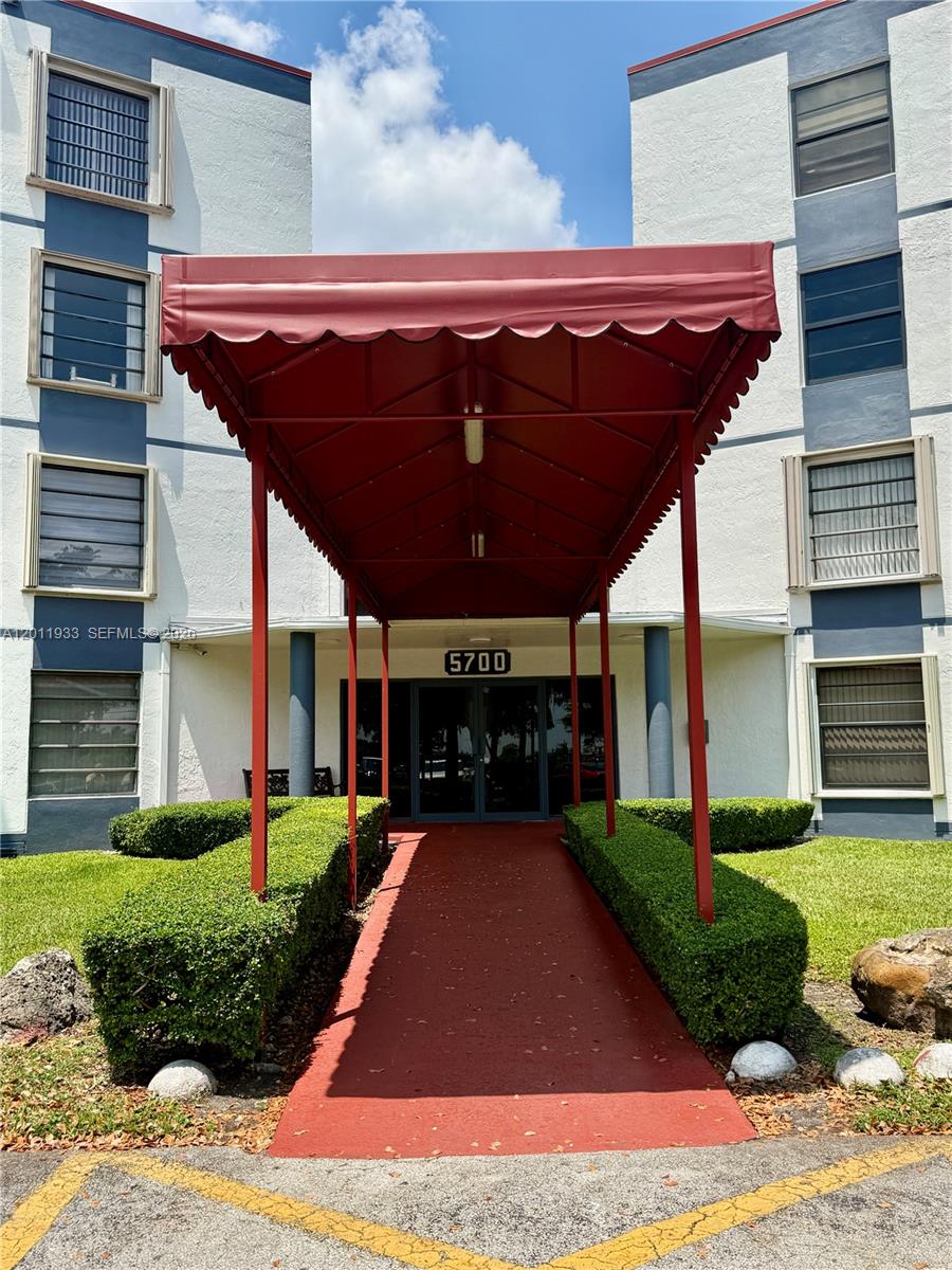 5700 SW 127th Ave # 1413, Miami FL 33183