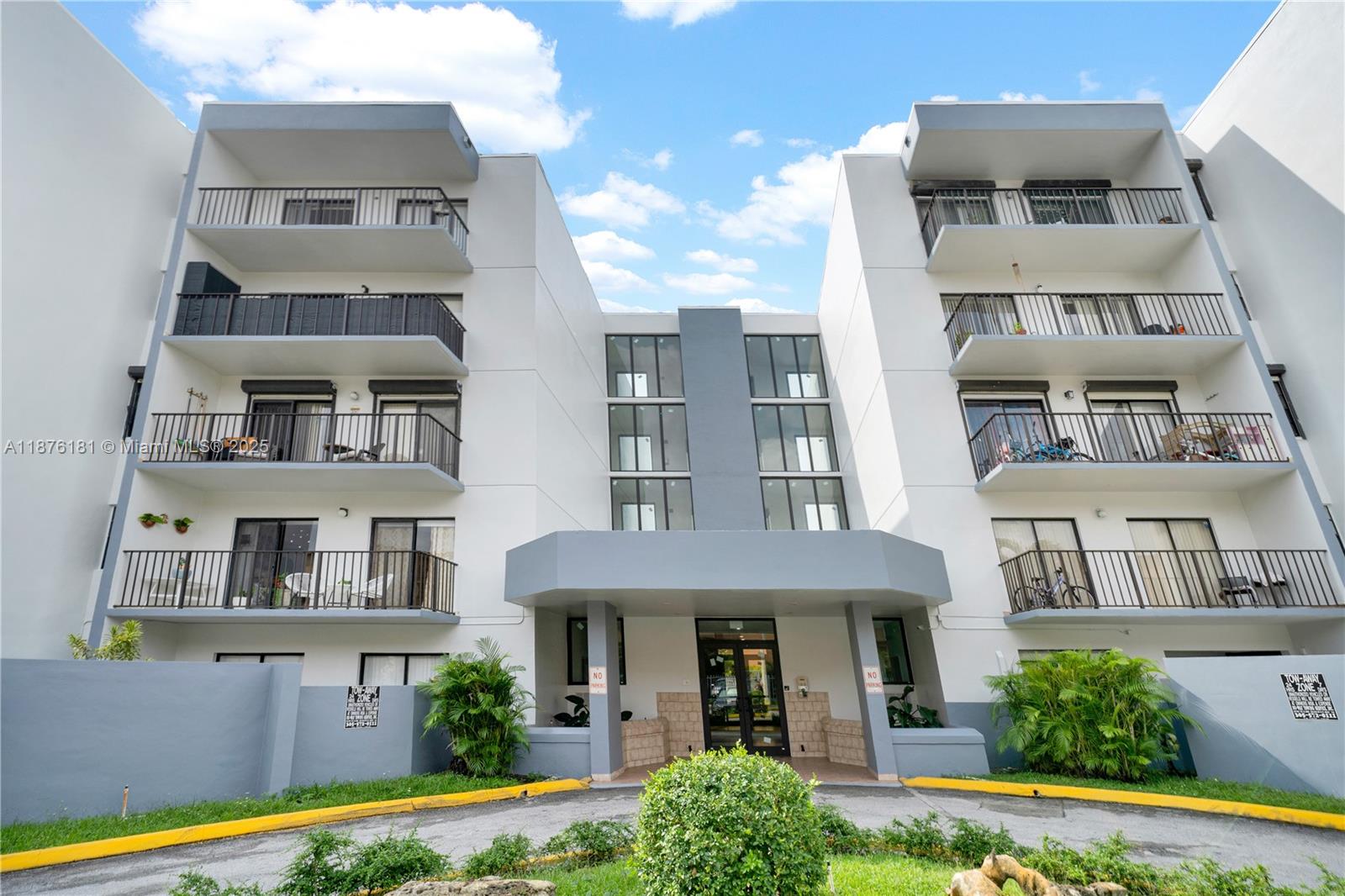 1820 W 53rd St # 201, Hialeah FL 33012