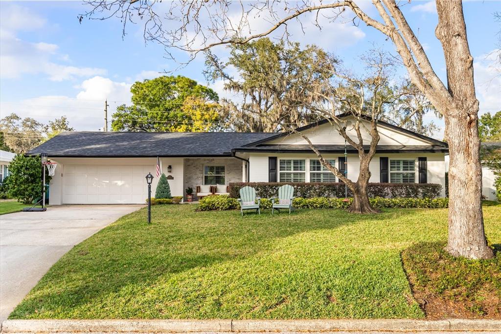 2411 MCINTOSH WAY