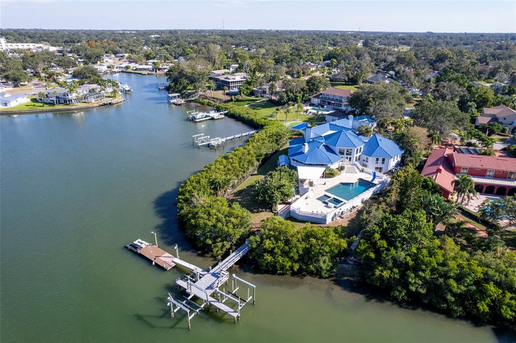 2268 KINGS POINT DRIVE, LARGO, FL — photo 4 of 30