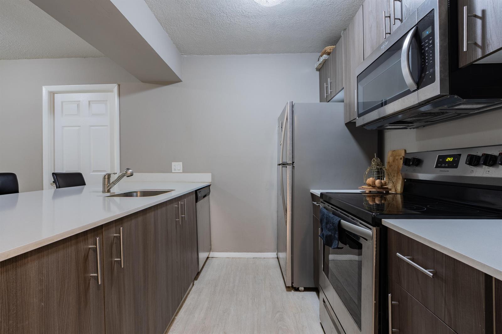 8100 Geneva Court # 238, Doral FL 33166