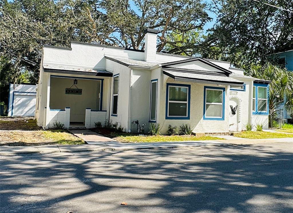 110 PALM PLACE