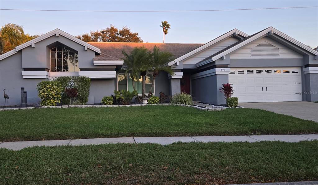 695 HOUSE WREN CIRCLE