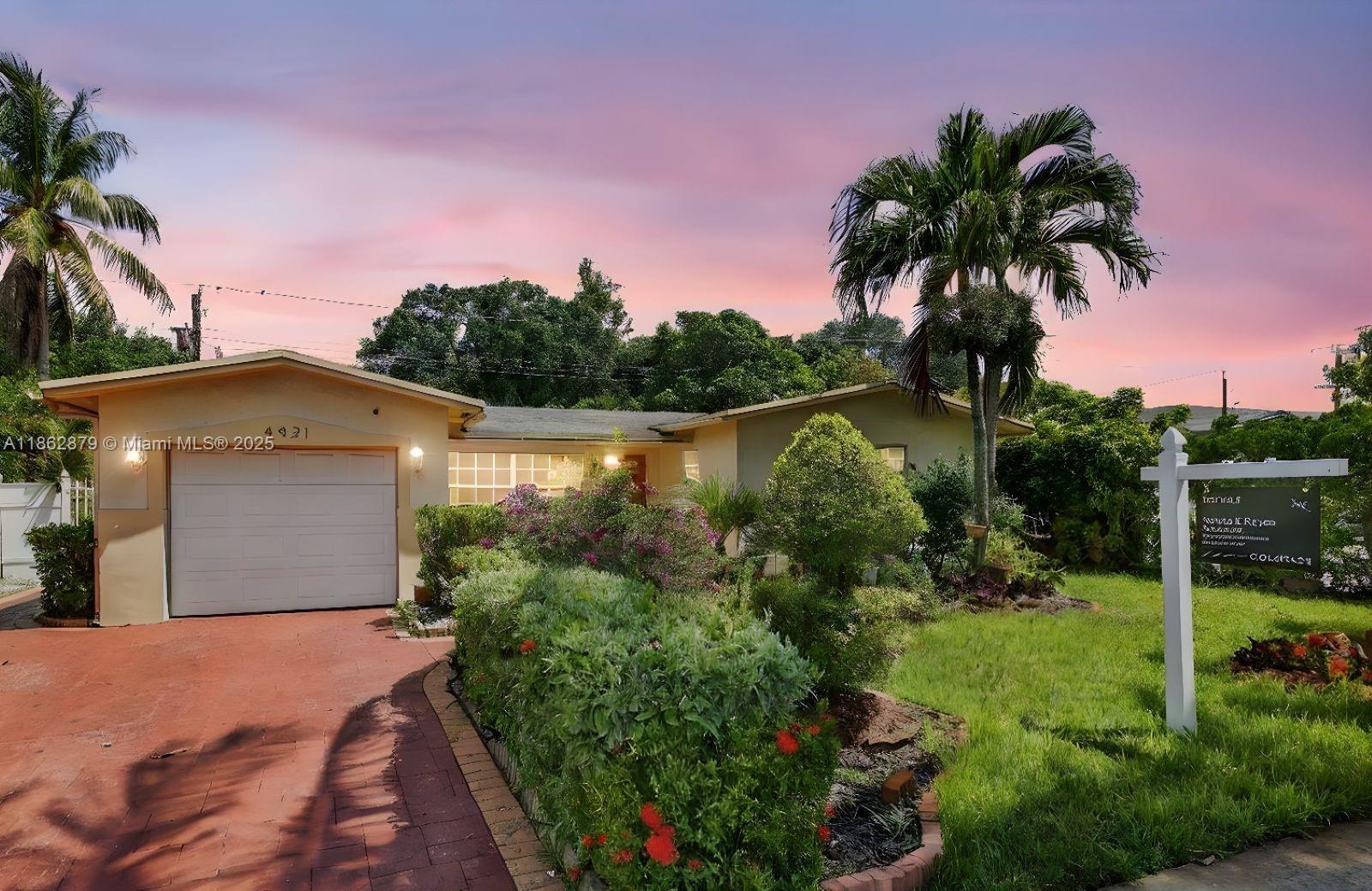 4921 NW 23rd St, Lauderhill FL 33313