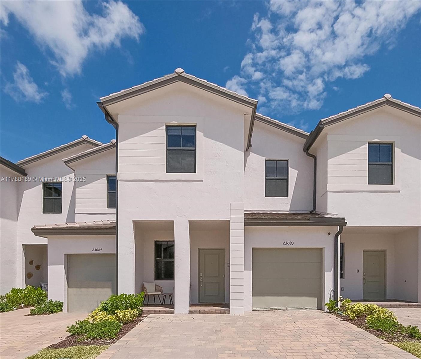 23093 SW 128th Pl, Miami FL 33170
