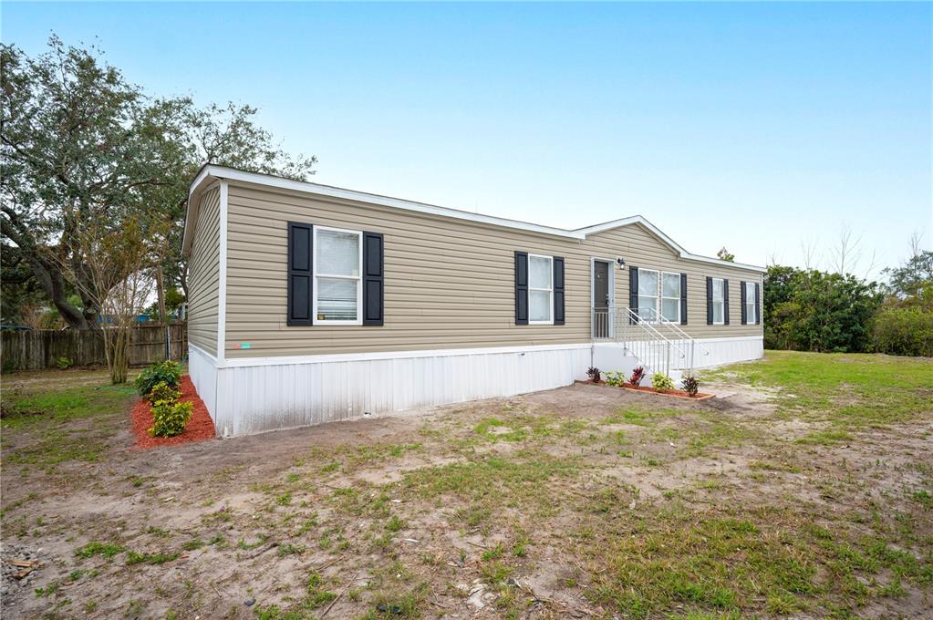 3046 CRYSTAL HILLS DRIVE