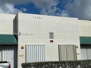 17304 Walker Ave # 100, Miami FL 33157
