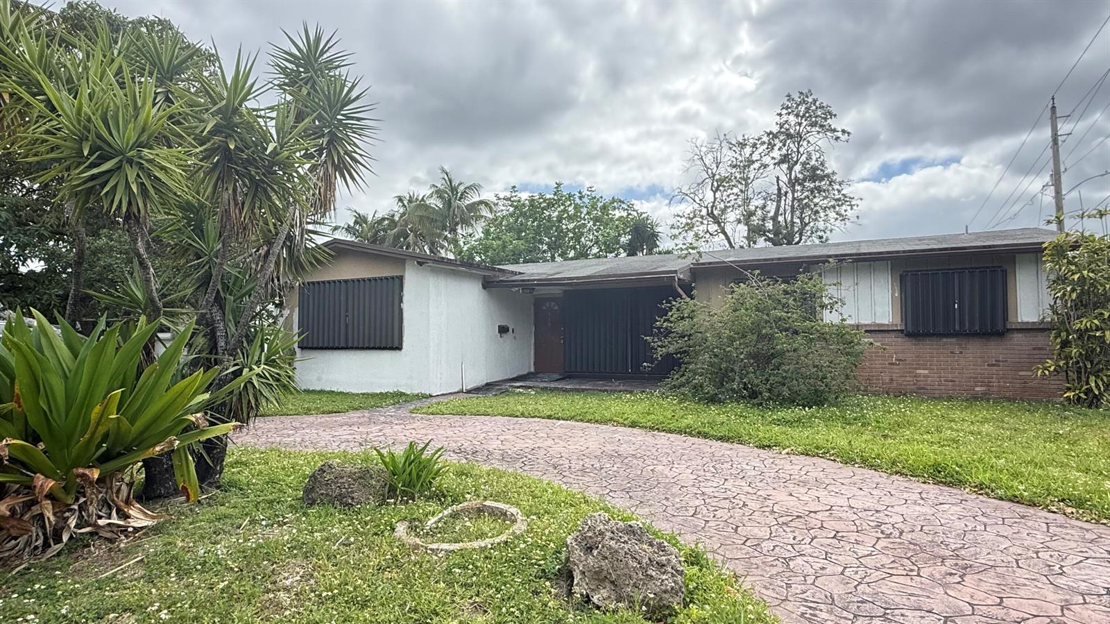 818 N 46th Avenue, Hollywood FL 33021