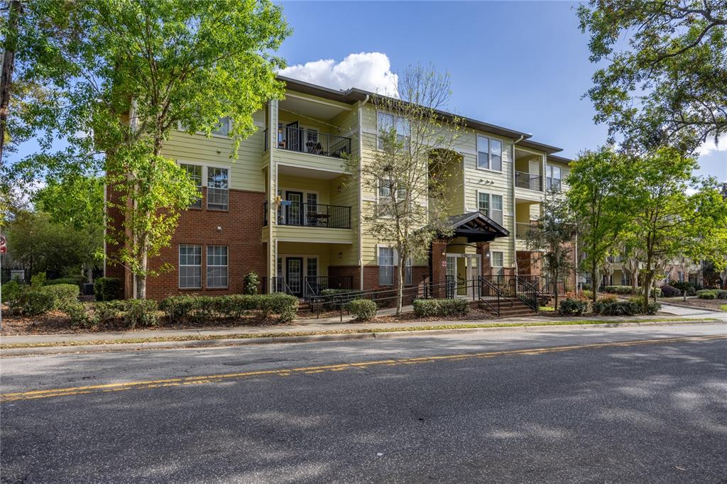 1245 SW 9TH ROAD UNIT 202