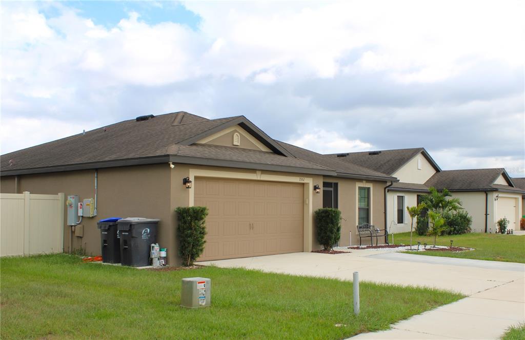 1552 SWAN LAKE CIRCLE, DUNDEE, FL — photo 3 of 29