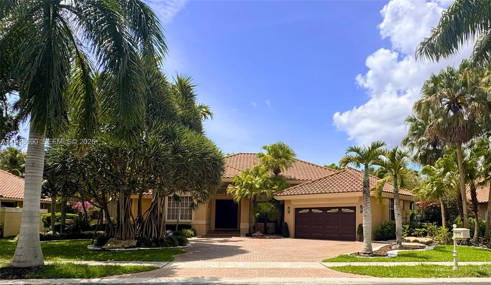 375 Sabal Way, Weston FL 33326