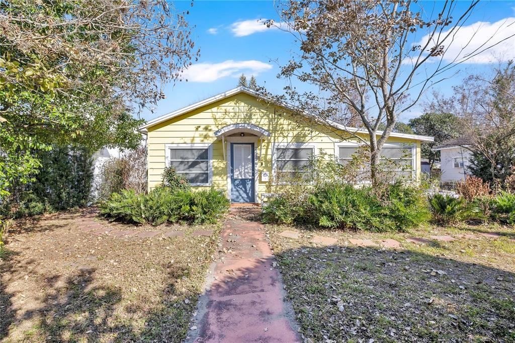 2413 CENTER AVENUE