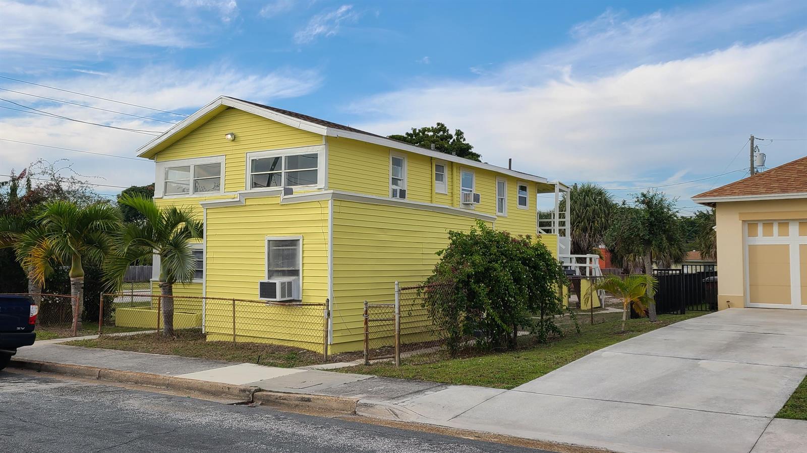 921 14th Street, West Palm Beach FL 33401