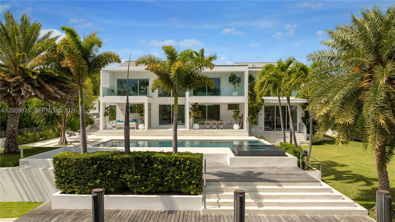 120 Knollwood Dr, Key Biscayne FL 33149