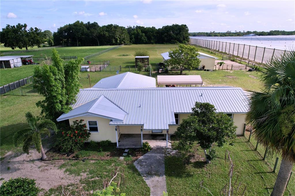 1711 ESTES ROAD