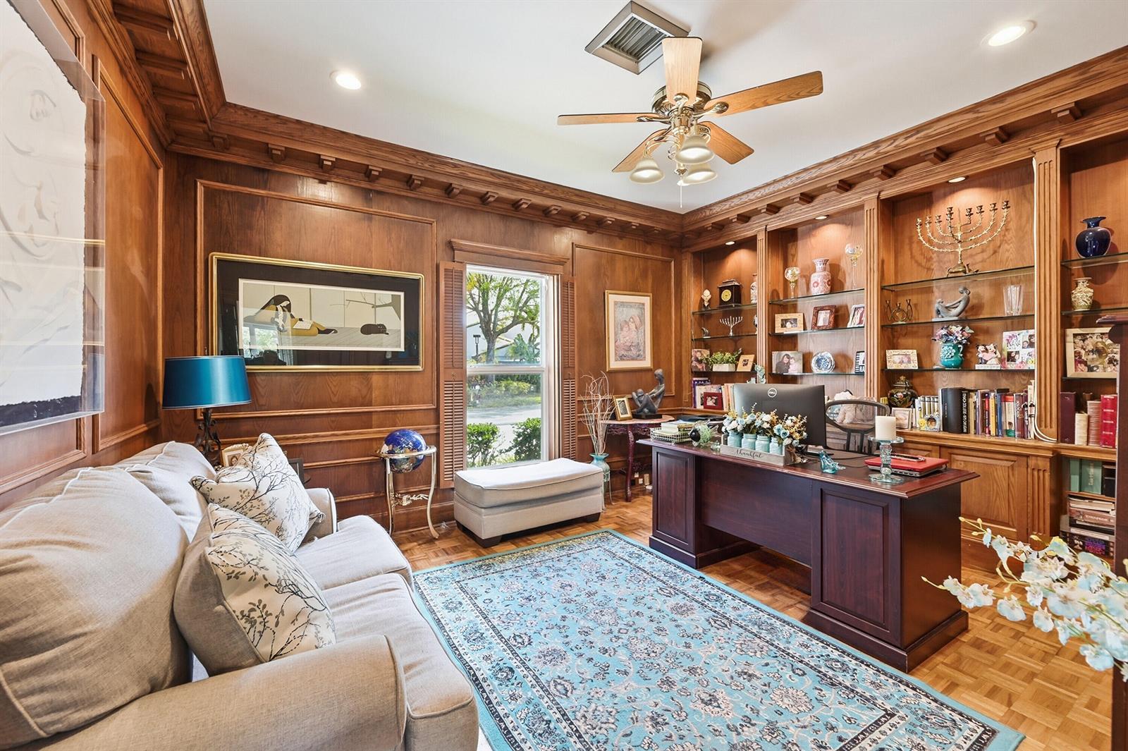 9001 N Lake Dasha Drive, Plantation FL 33324