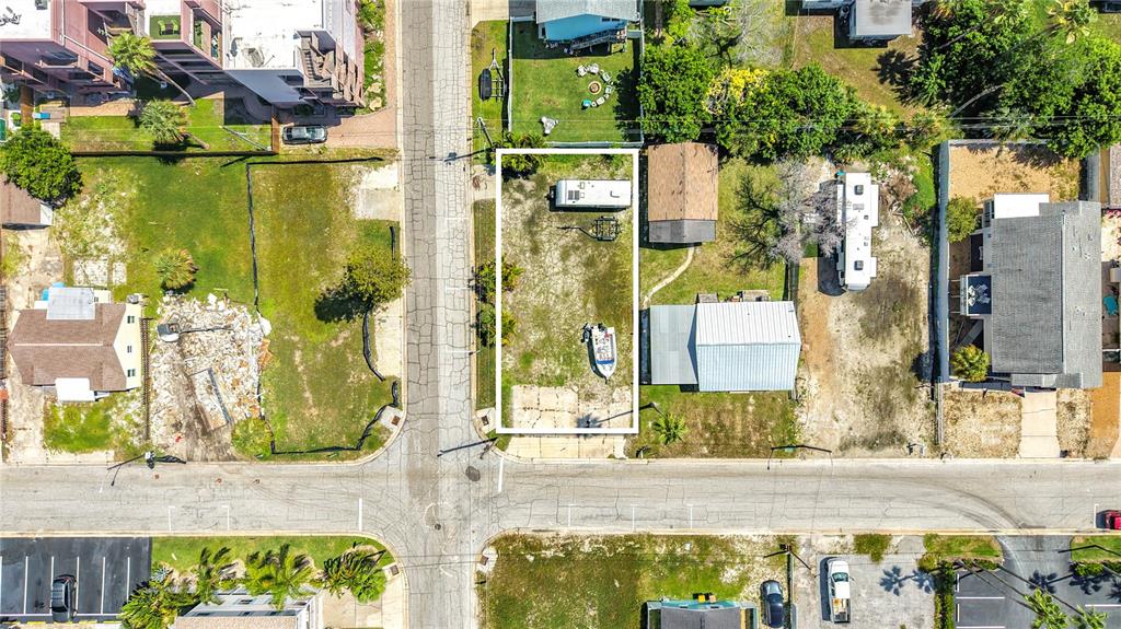 14065 PALM ST, MADEIRA BEACH, FL — photo 2 of 30