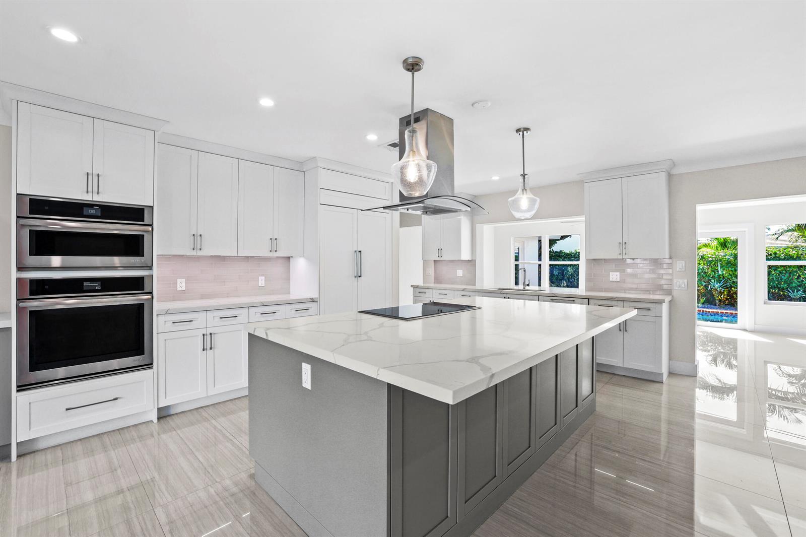 4240 NE 22nd Terrace, Lighthouse Point FL 33064