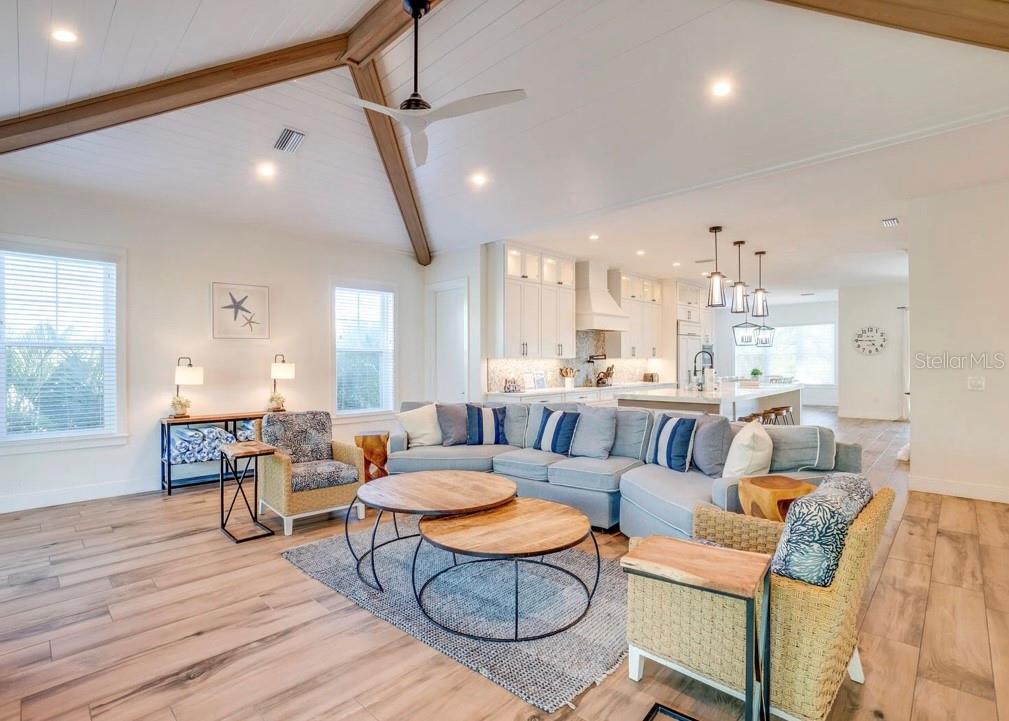 9403 GULF DR, ANNA MARIA, FL — photo 3 of 30