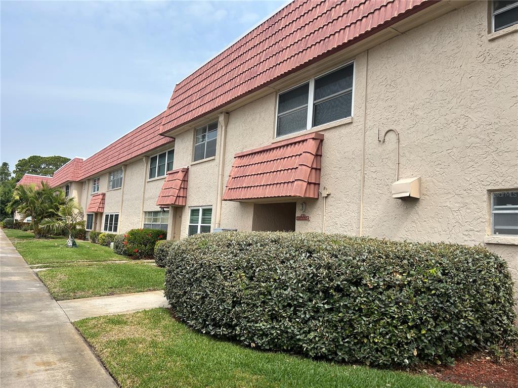 10037 62ND TERRACE N UNIT 15