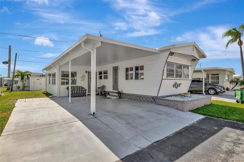 247 PALM LANE