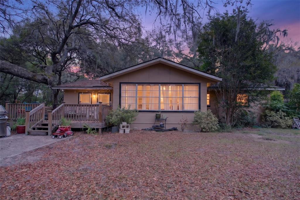 6685 WOODLAND DRIVE
