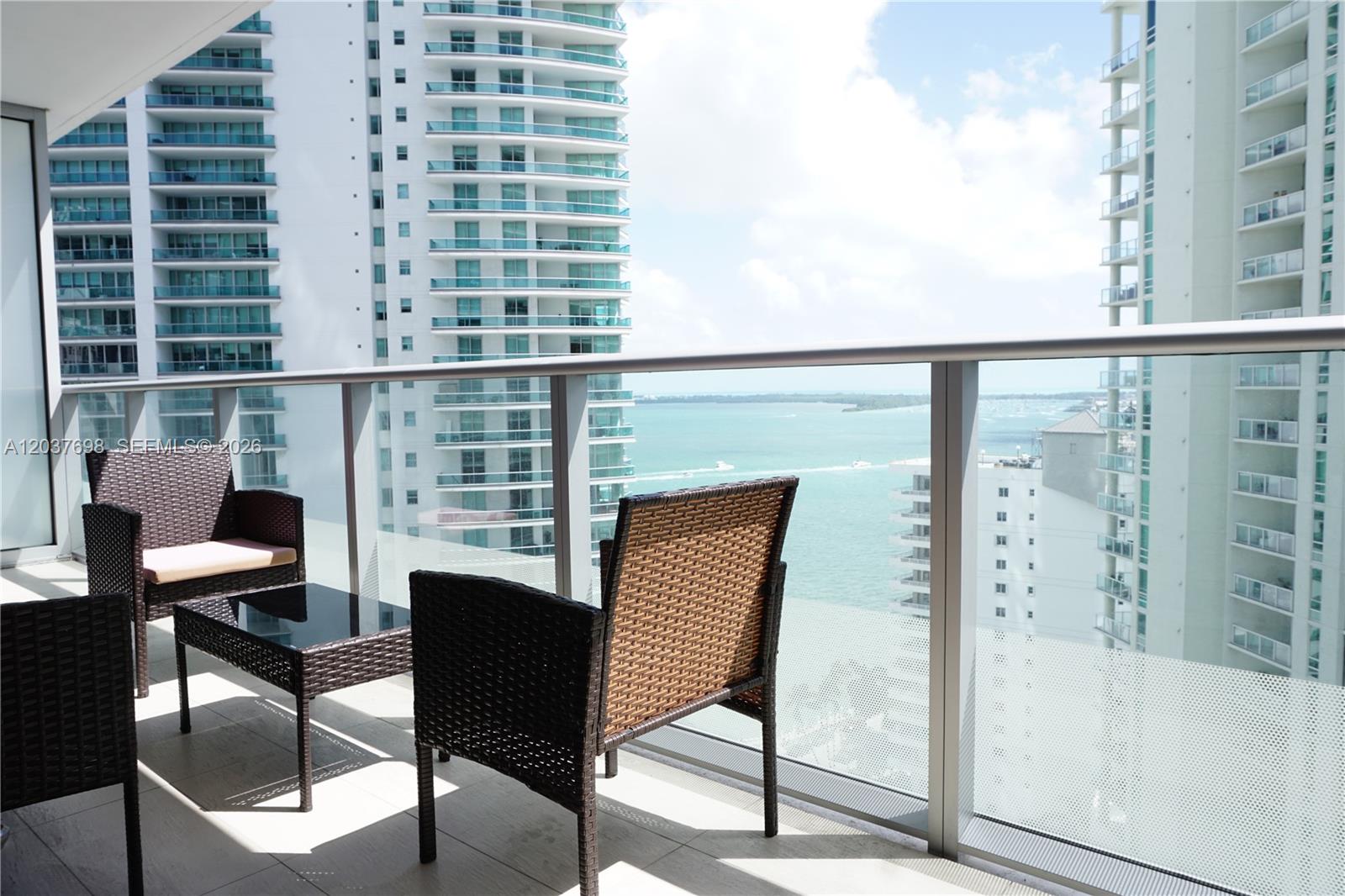 1300 Brickell Bay Dr # 1904, Miami FL 33131