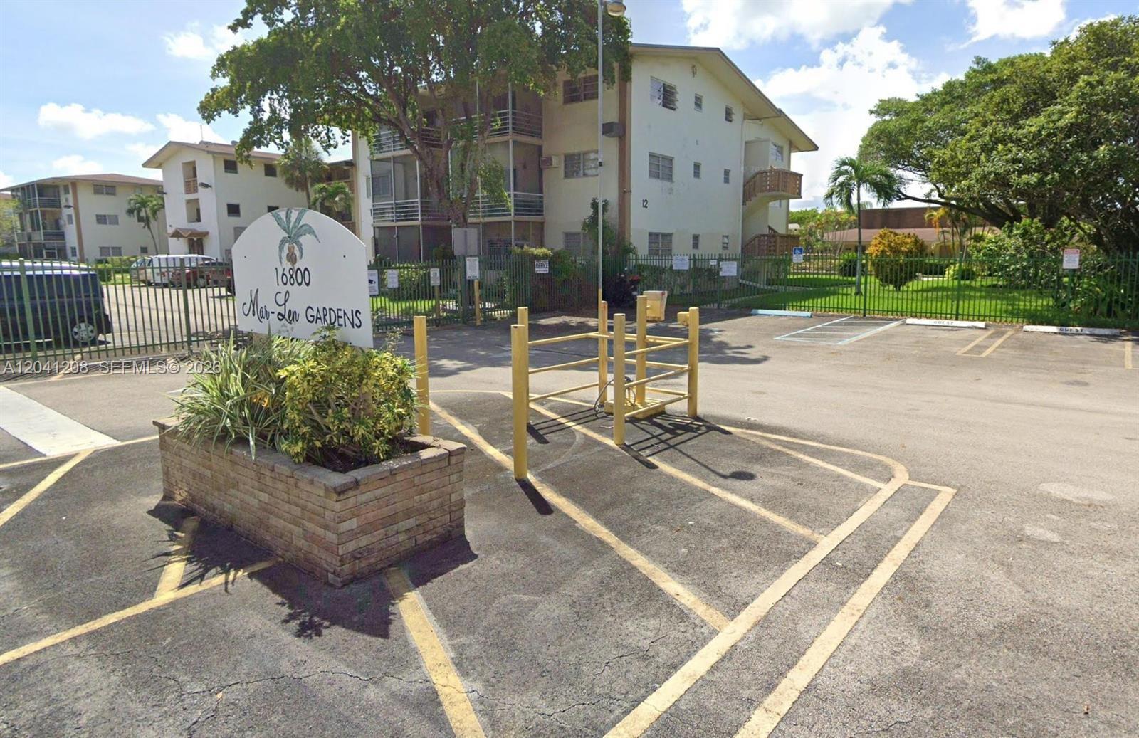 17050 NE 14th Ave # 107, Miami FL 33162