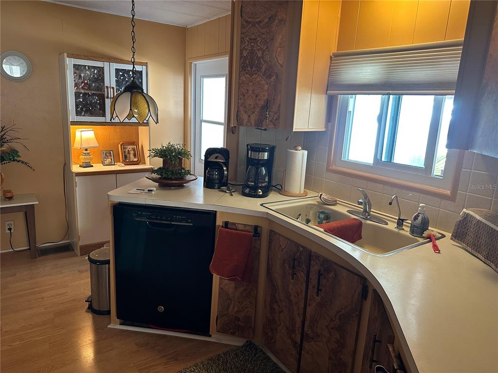 5800 FORSYTHIA ROAD, VENICE, FL — photo 2 of 27