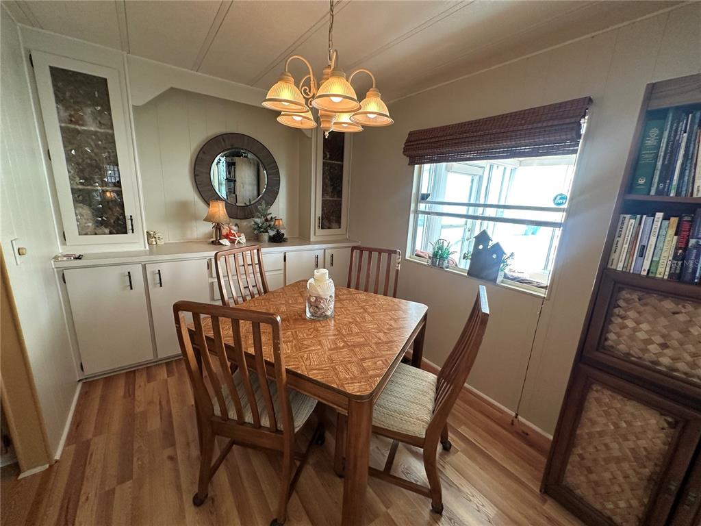 5800 FORSYTHIA ROAD, VENICE, FL — photo 4 of 27